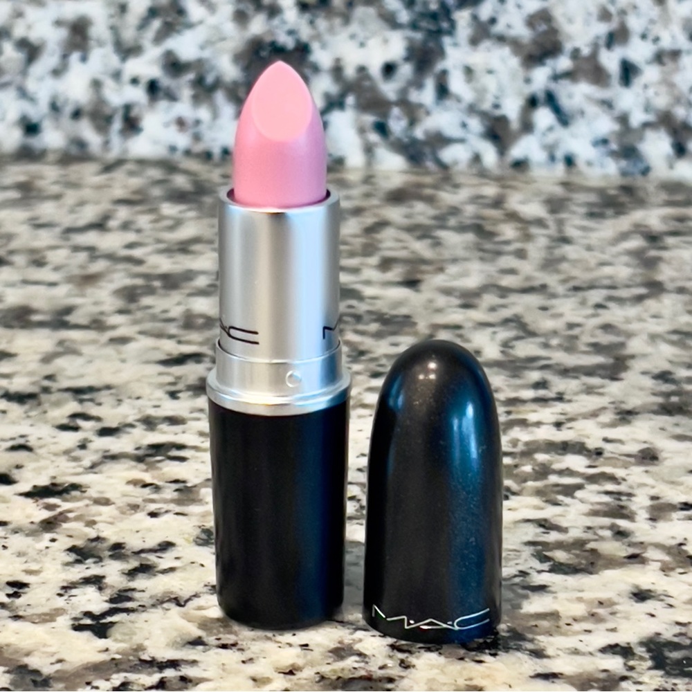 MAC Cosmetics Lipstick- Kingdom of Sweets